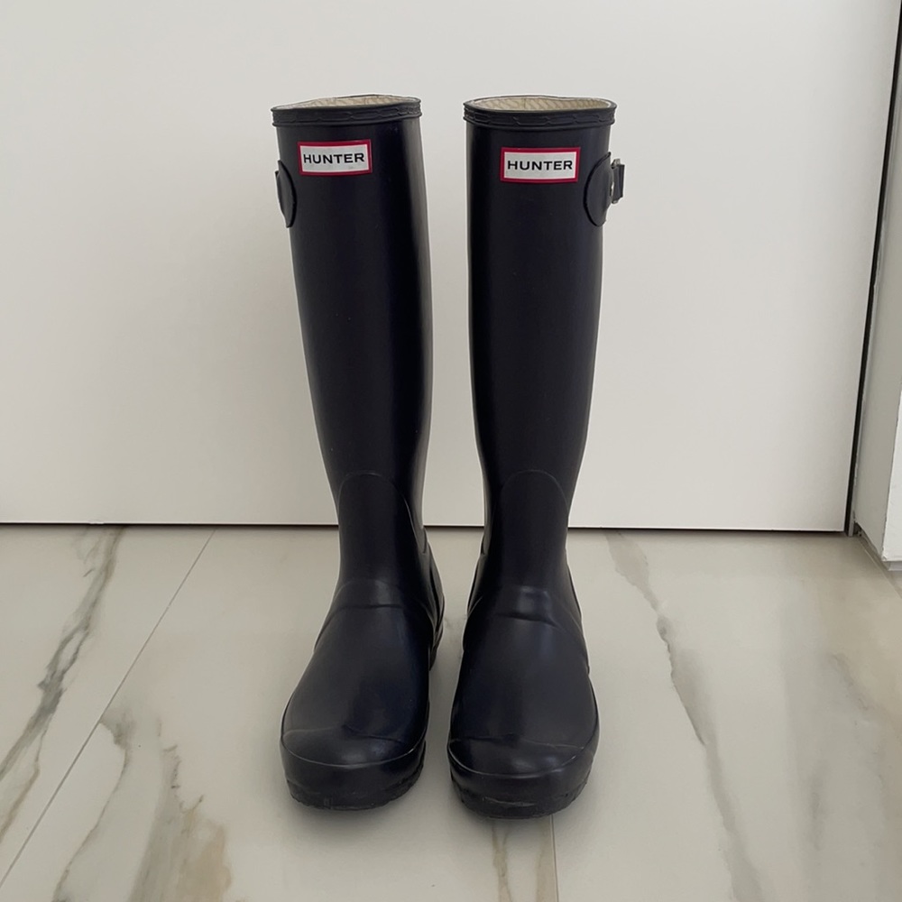 Hunter Original Tall Waterproof Rainboot size 37